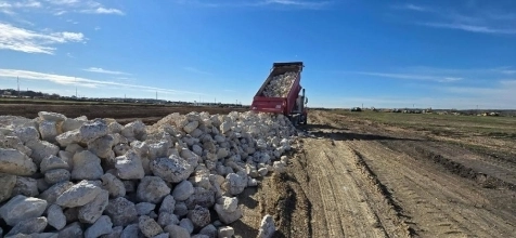 4x8 Bull Rock