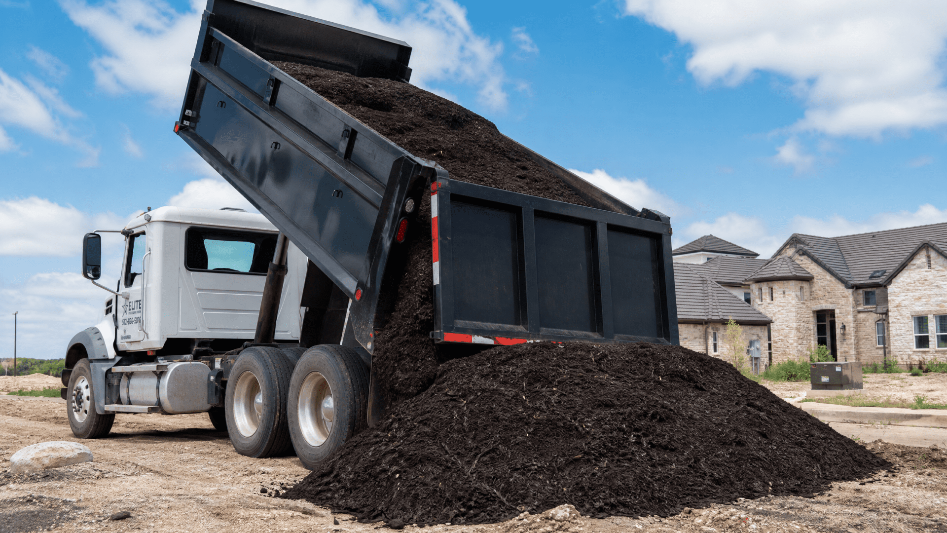 Mulch Delivery in New Braunfels