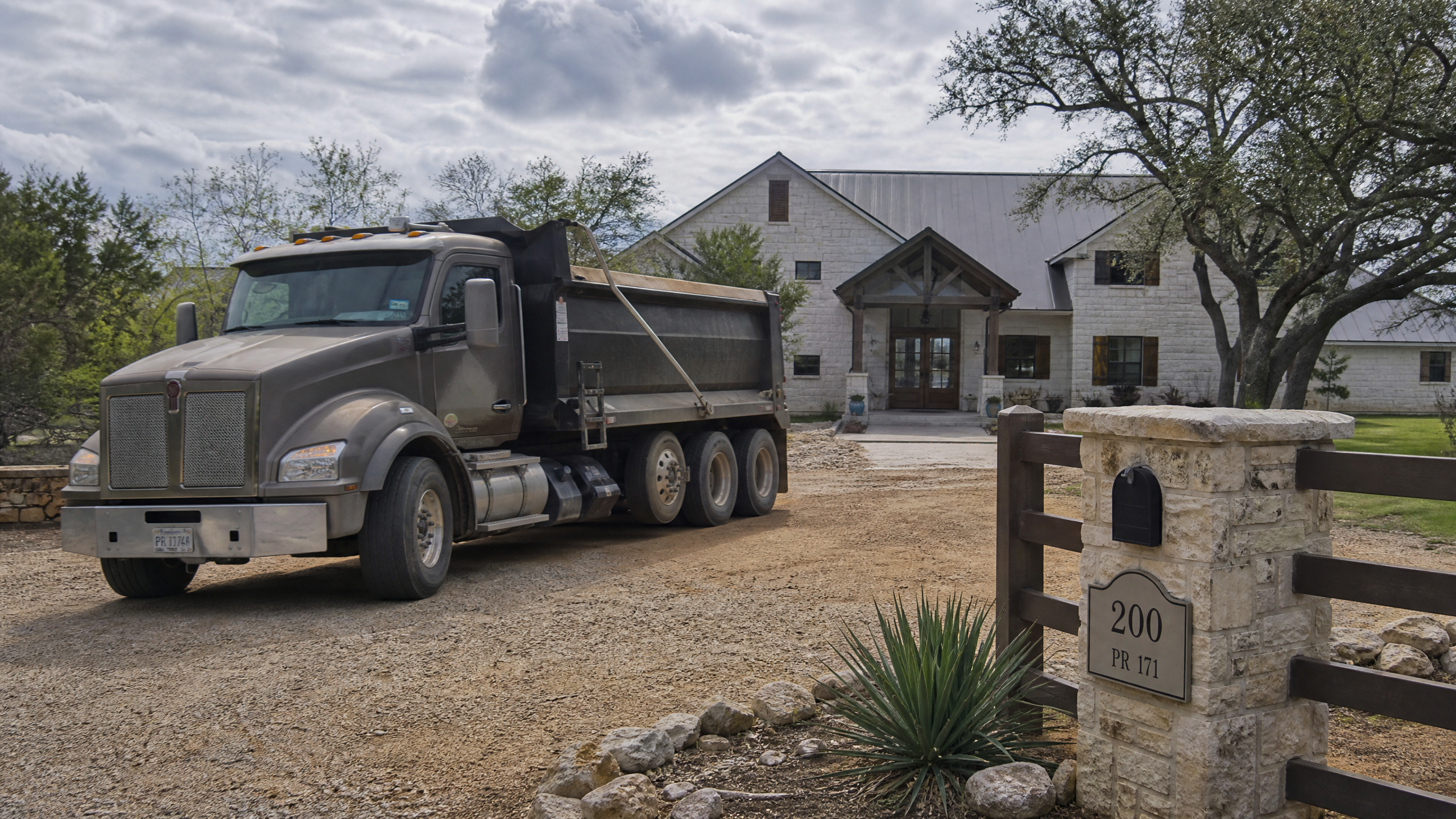 Gravel Delivery in San Marcos